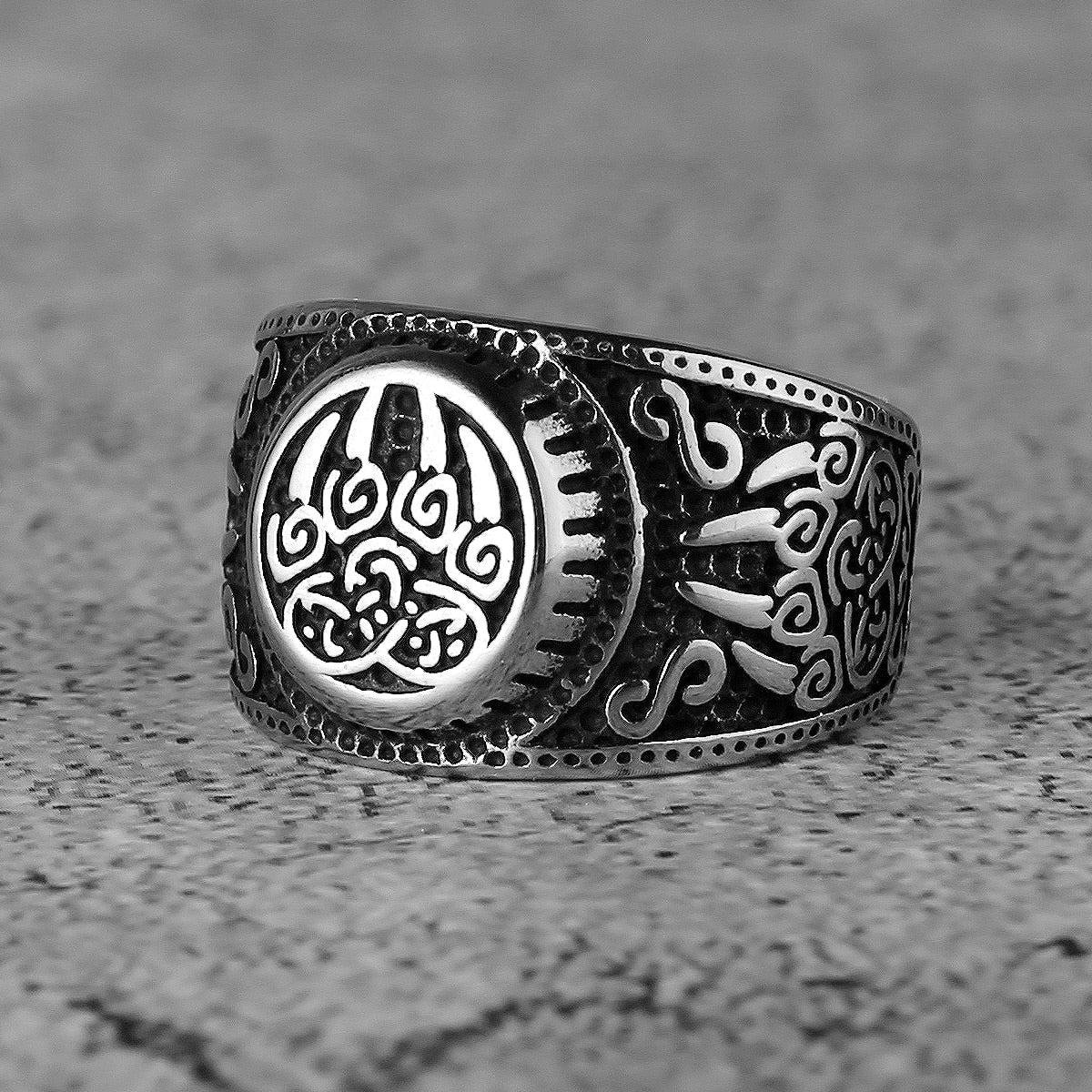 Unique Viking Bear Claw Ring Men's Celtic Knot Bear Claw Signet Ring