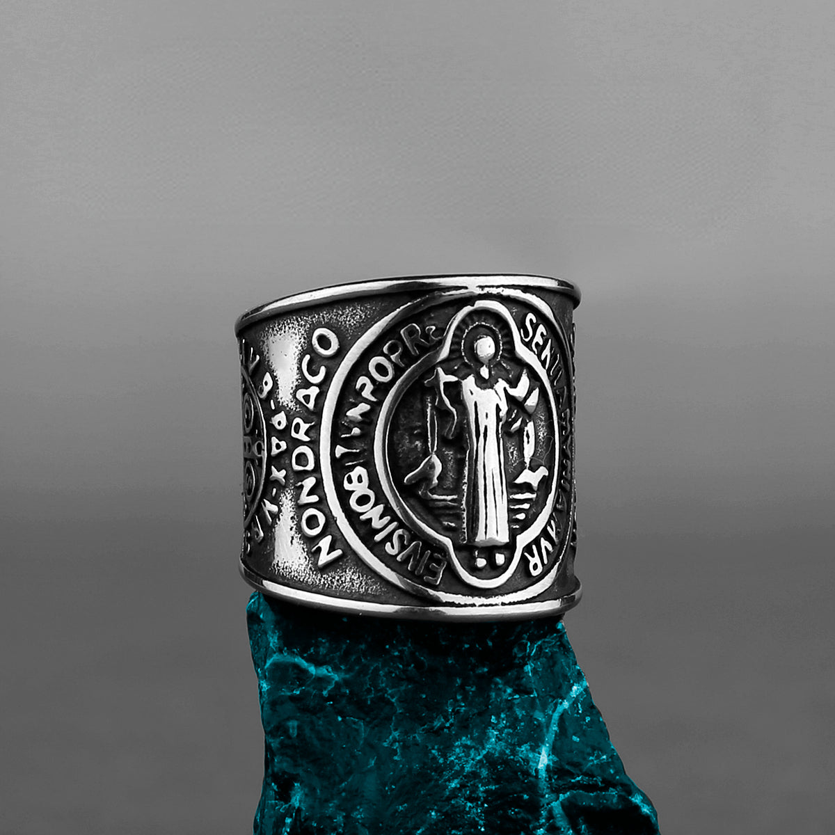 21.5mm Vintage Saint Benedict Exorcism Ring